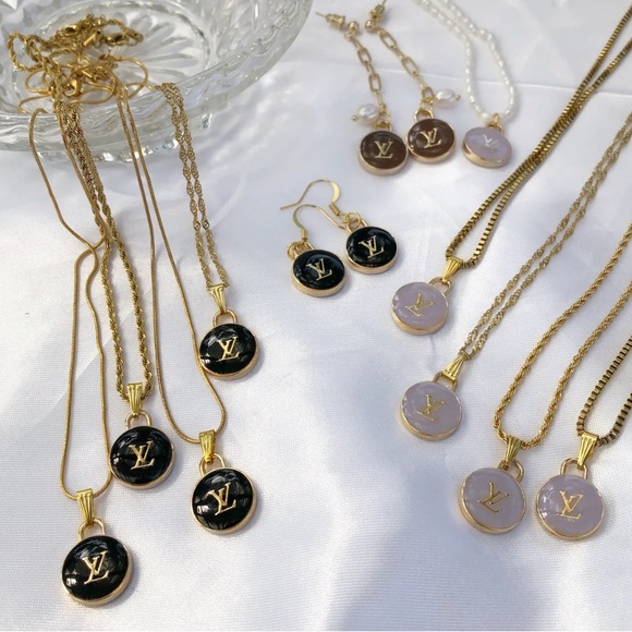 LIMITED QUANTITIES 2 LEFT LV Cute charm 1 black gold upcyle ideas for jewelry - Picture 3 of 17